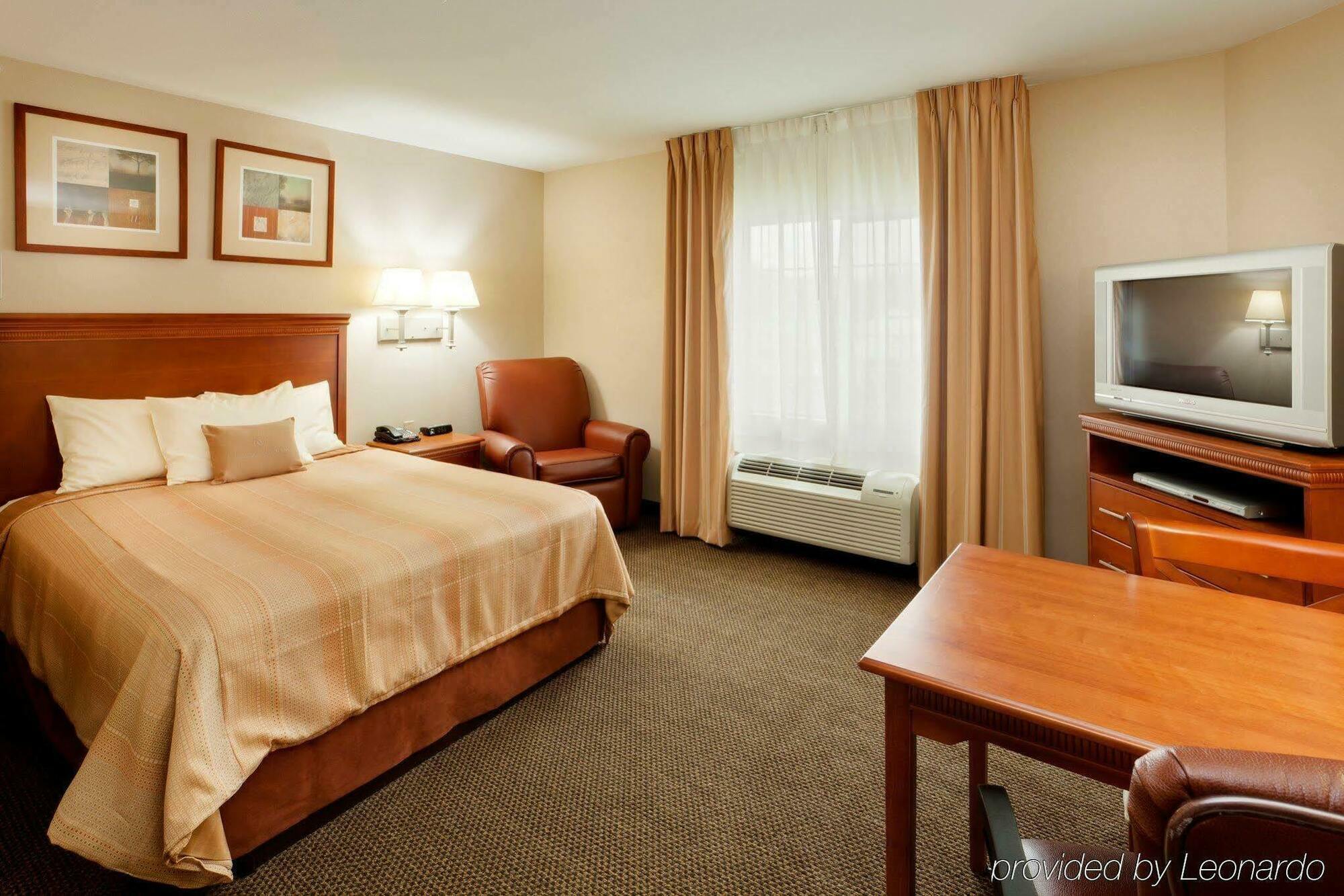 Candlewood Suites Windsor Locks By Ihg Exterior photo