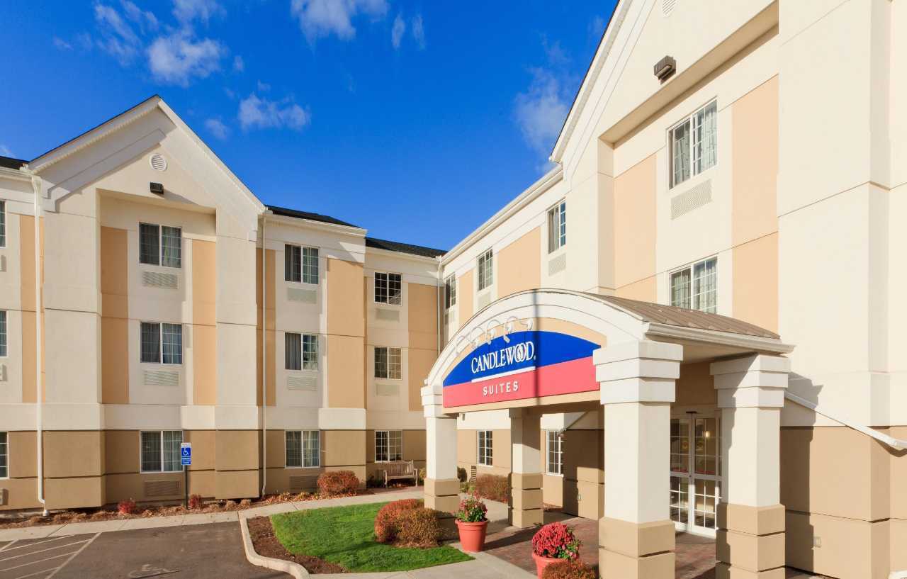 Candlewood Suites Windsor Locks By Ihg Exterior photo