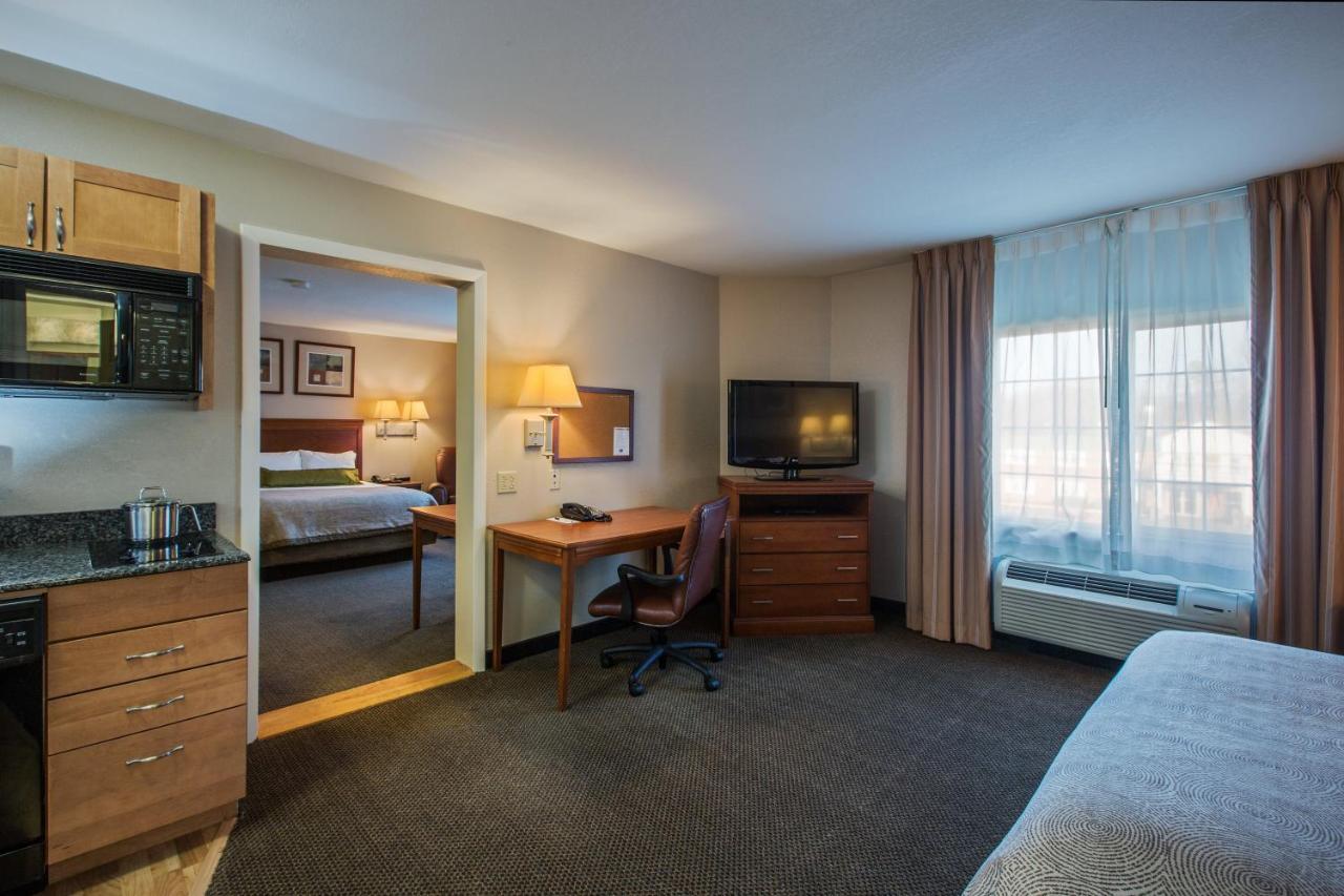 Candlewood Suites Windsor Locks By Ihg Exterior photo